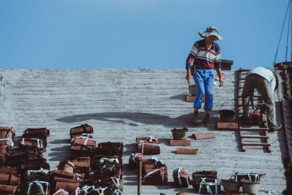 Lễ cất nóc là gì? Sắm lễ và văn khấn cất nóc nhà