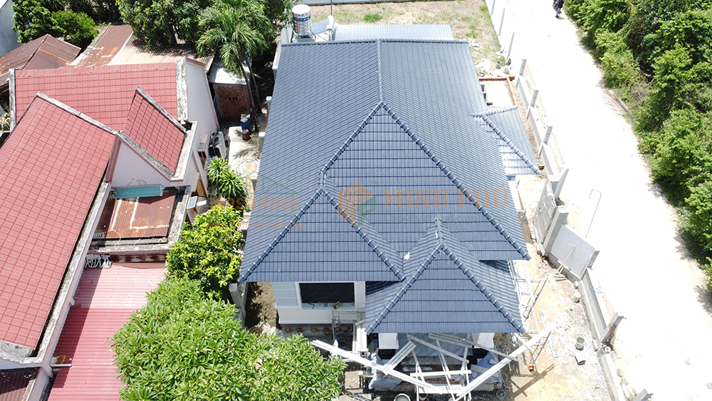 Hoàn thiện mái demo