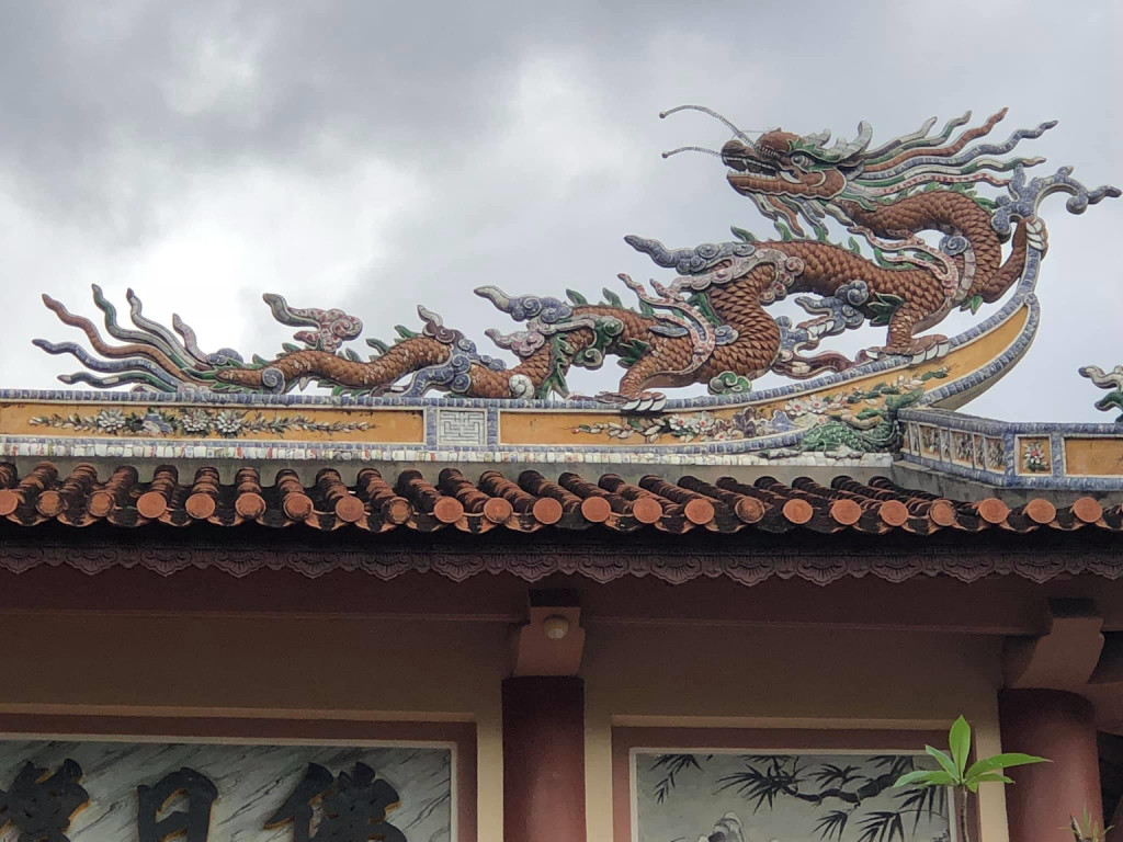 Phù điêu cổ điển 2